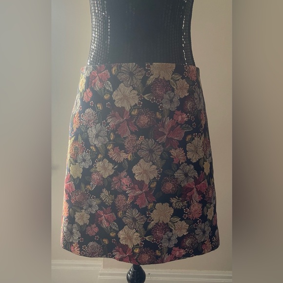 Loft Textured Floral Mini Skirt Size 6 - Picture 1 of 12